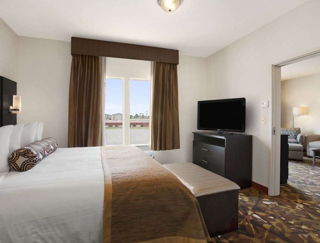 Baymont By Wyndham Hobbs Otel Oda fotoğraf
